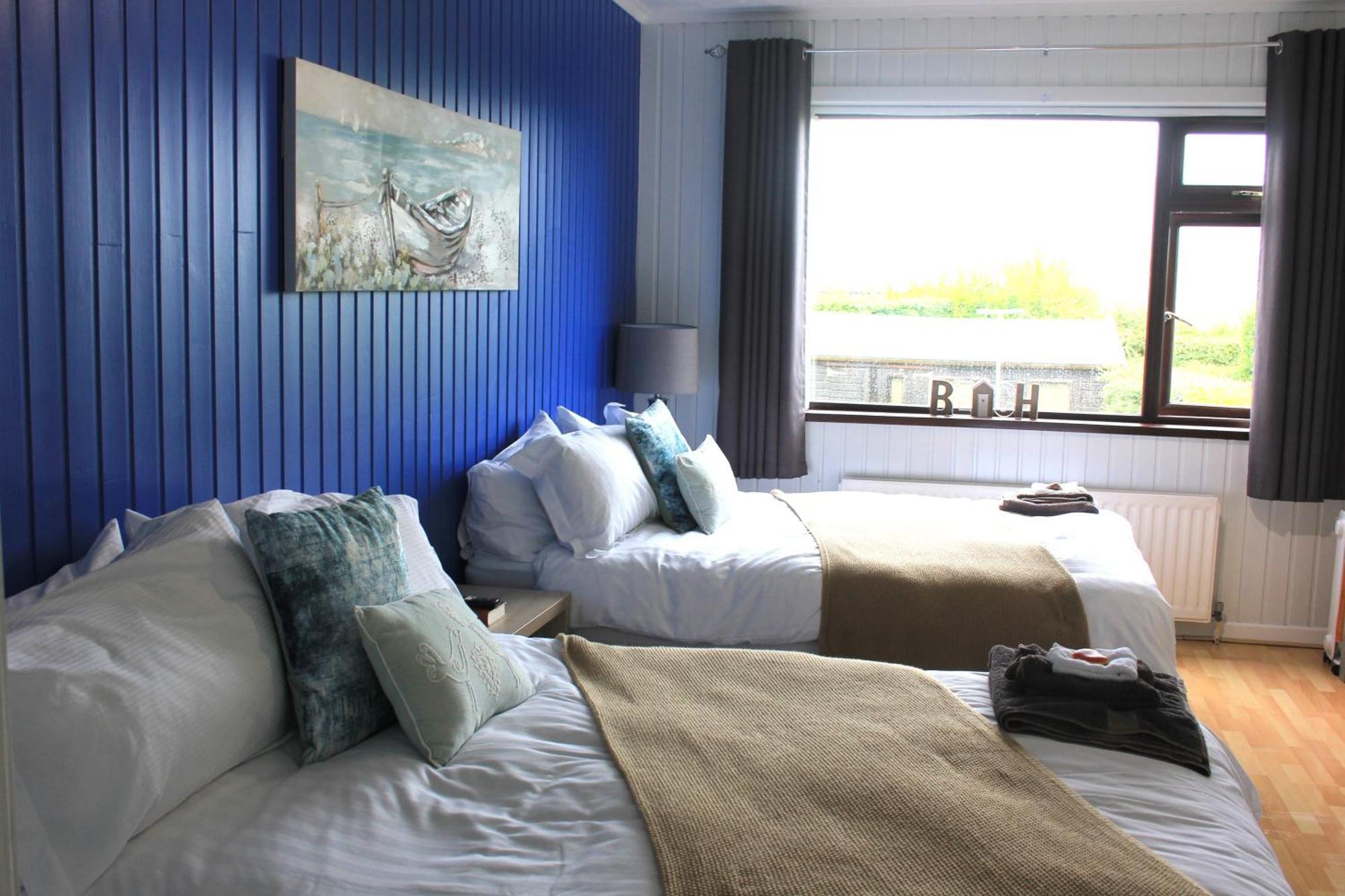 Cairnview Bed And Breakfast ลาร์น ภายนอก รูปภาพ