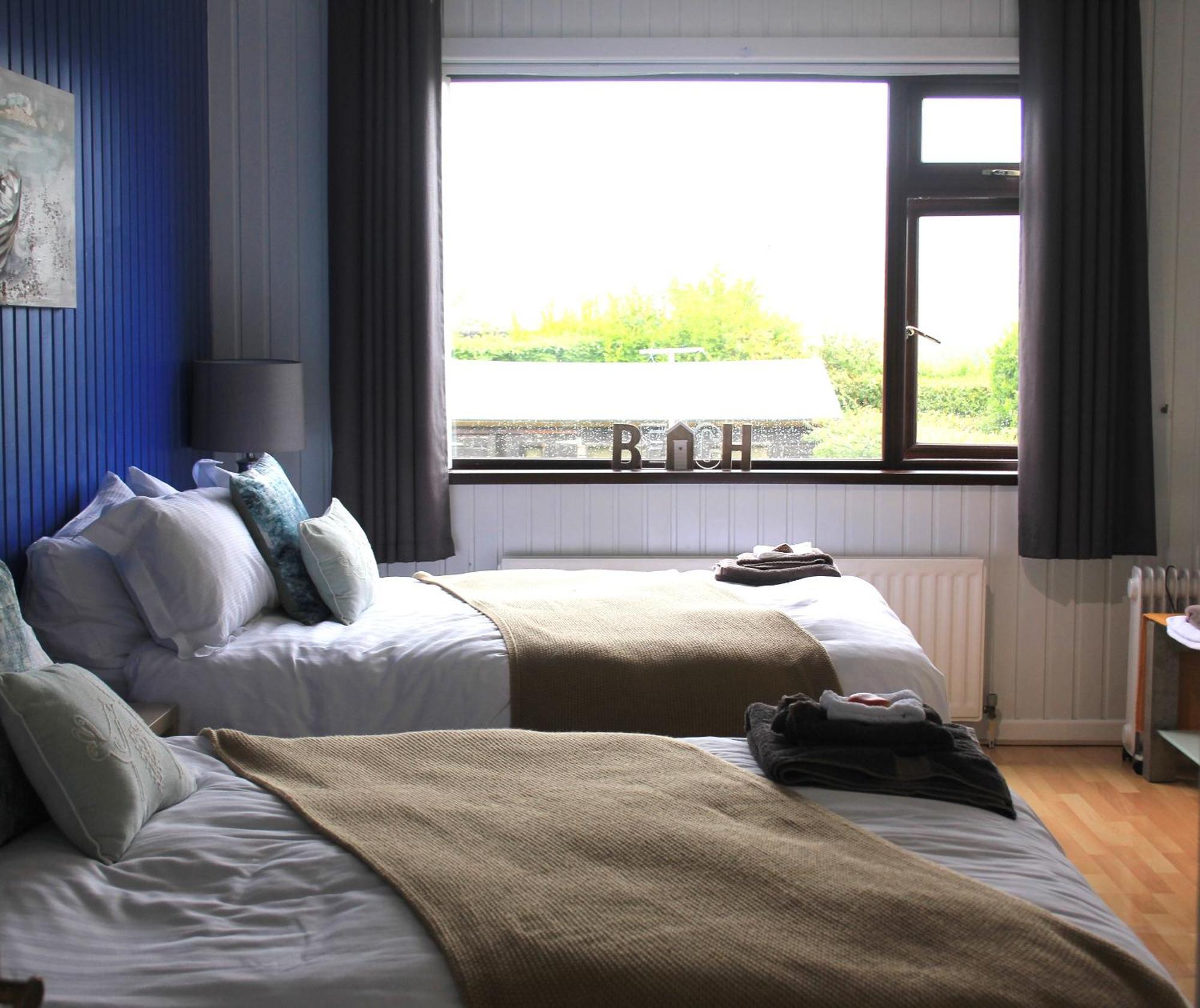 Cairnview Bed And Breakfast ลาร์น ภายนอก รูปภาพ
