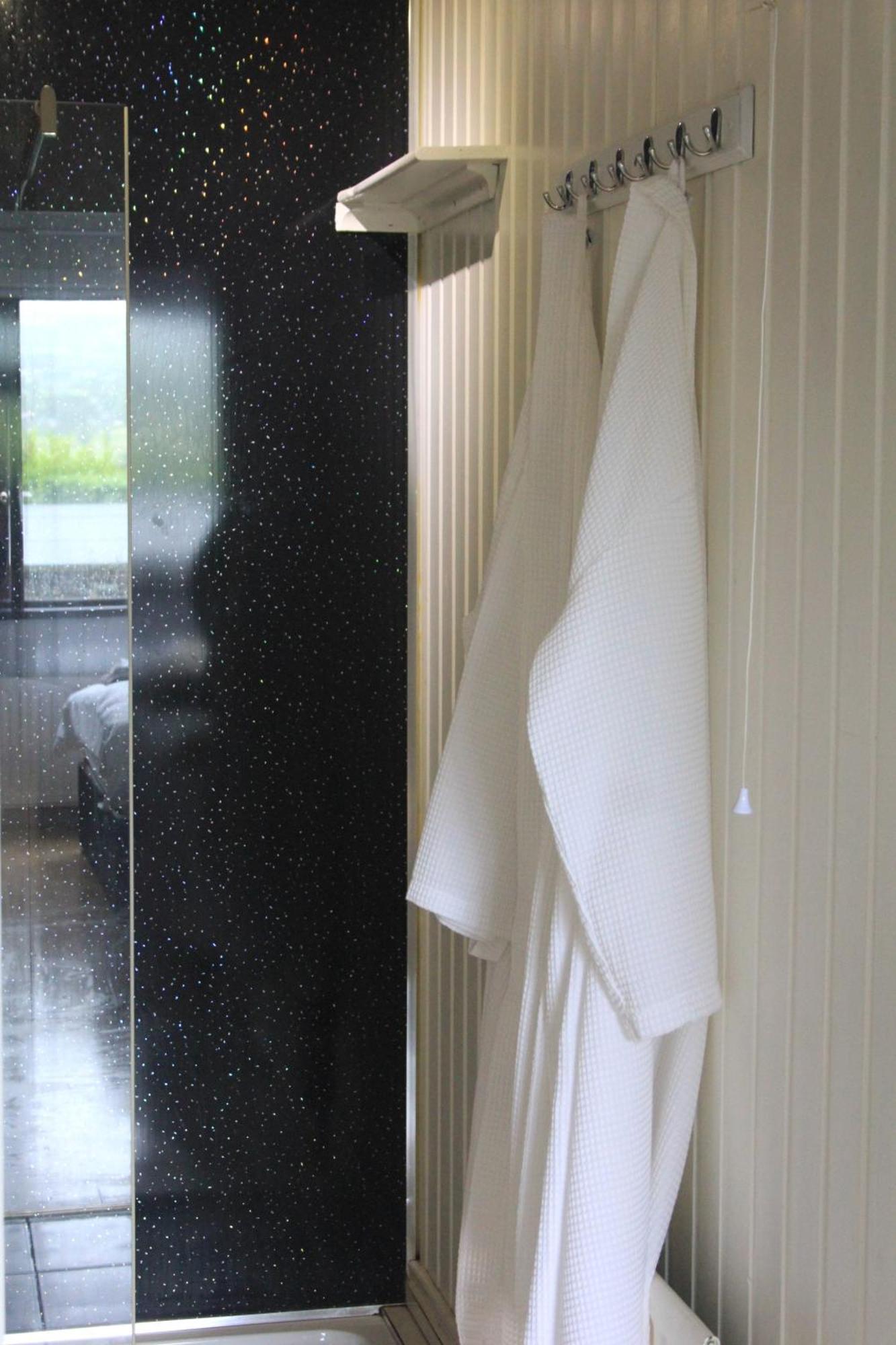 Cairnview Bed And Breakfast ลาร์น ภายนอก รูปภาพ