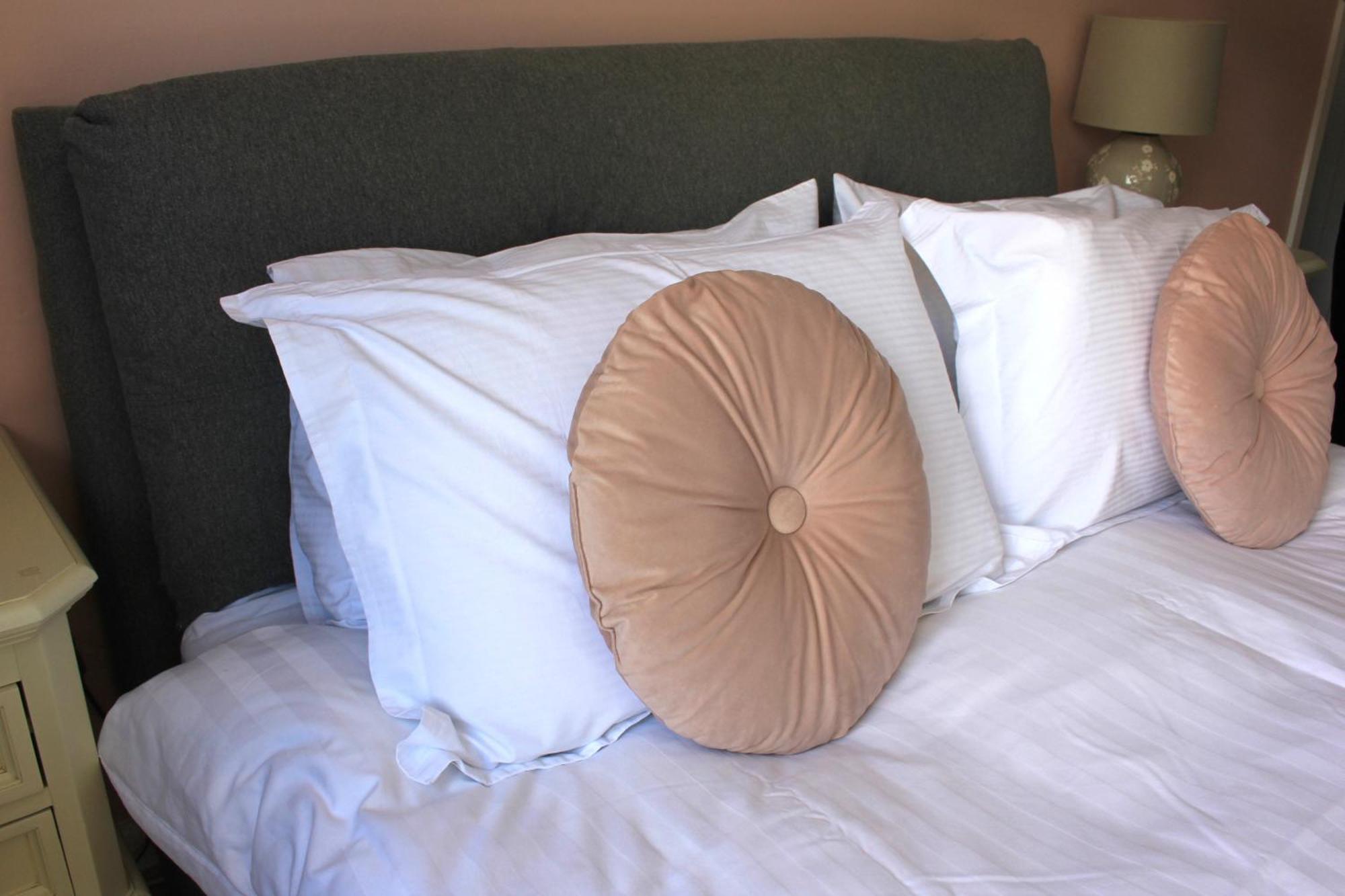 Cairnview Bed And Breakfast ลาร์น ภายนอก รูปภาพ