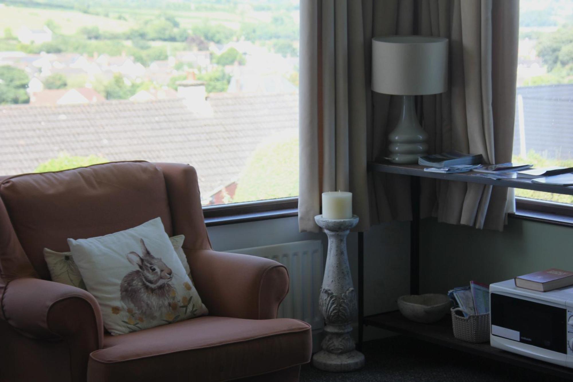 Cairnview Bed And Breakfast ลาร์น ภายนอก รูปภาพ